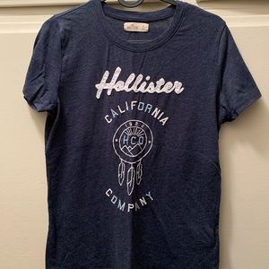 Hollister navy graphic tee